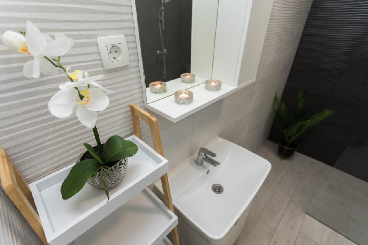 Bloom Apartment สปลิท ภายนอก รูปภาพ