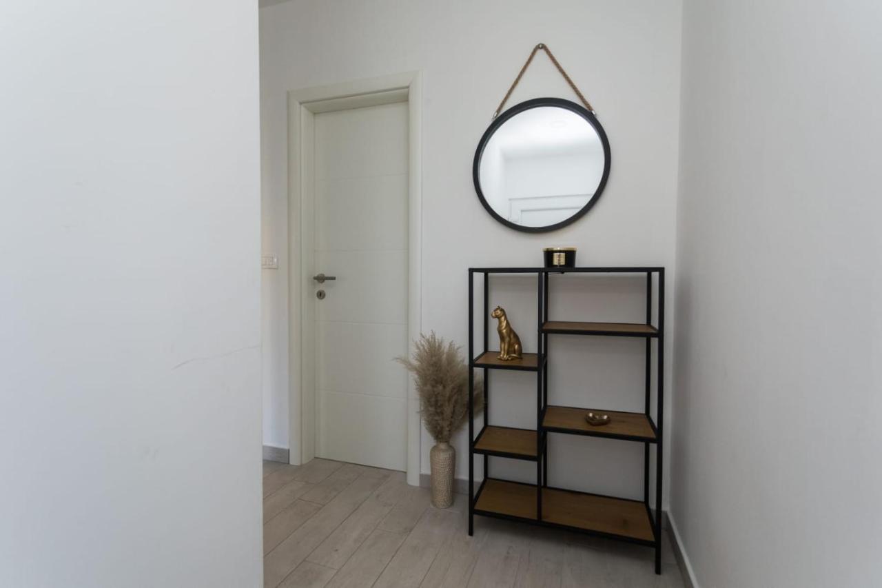 Bloom Apartment สปลิท ภายนอก รูปภาพ