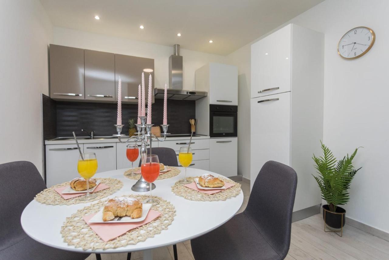 Bloom Apartment สปลิท ภายนอก รูปภาพ