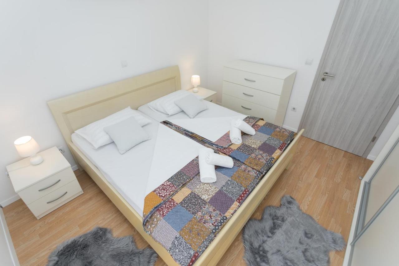 Bloom Apartment สปลิท ภายนอก รูปภาพ
