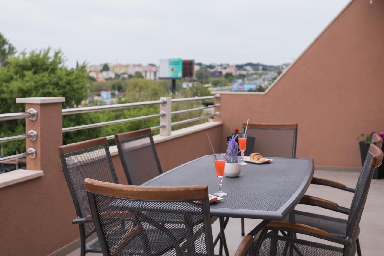 Bloom Apartment สปลิท ภายนอก รูปภาพ