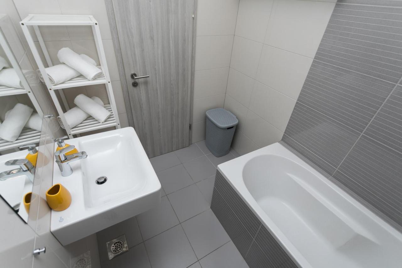 Bloom Apartment สปลิท ภายนอก รูปภาพ